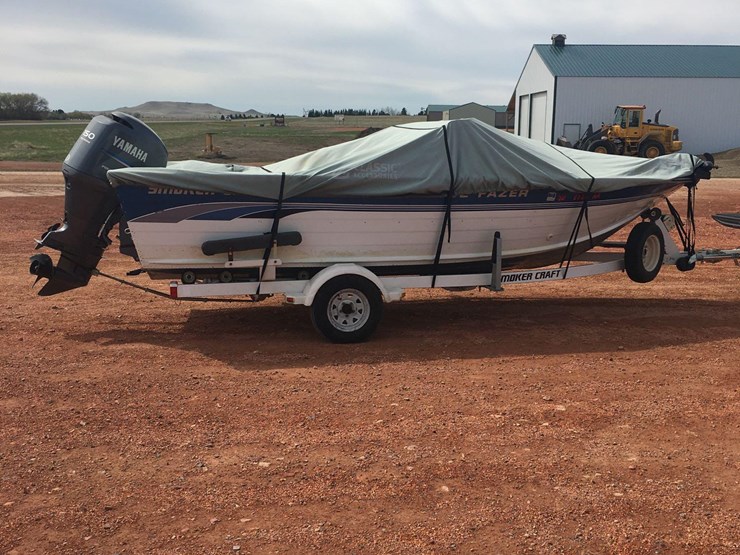 1992 Smoker Craft 192 Fazer with 1995 Shore Lander Trailer Lot 1012