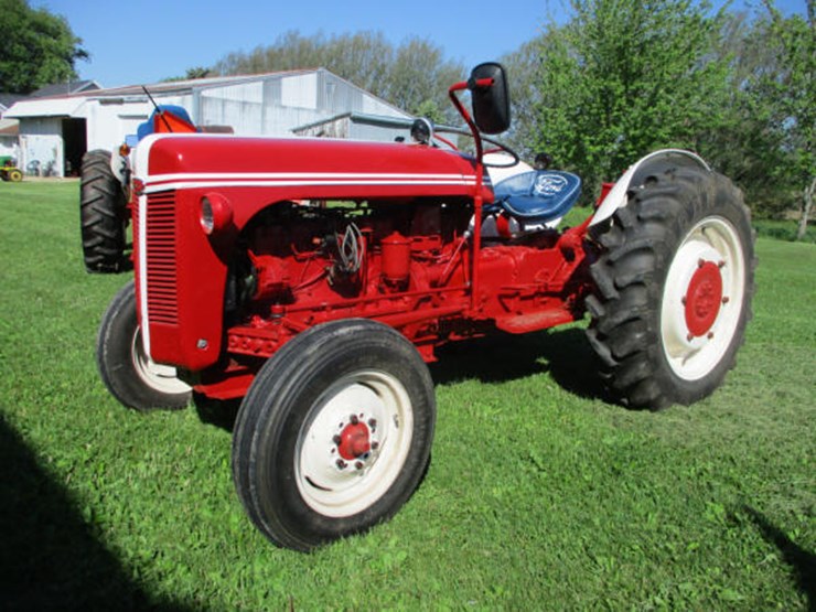 ford-2n-lot-136-online-only-equipment-auction-6-23-2020-dpa