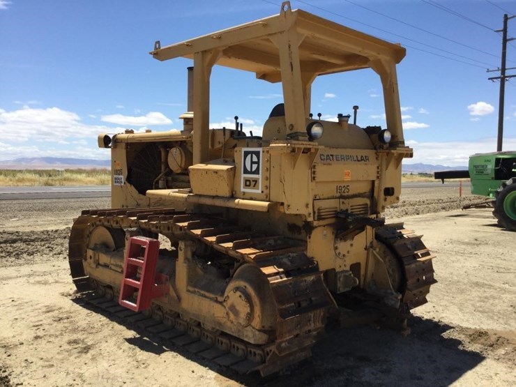 Caterpillar D7 Lot 42, HOSTETLER RANCHES and L&N FARMS REDUCES
