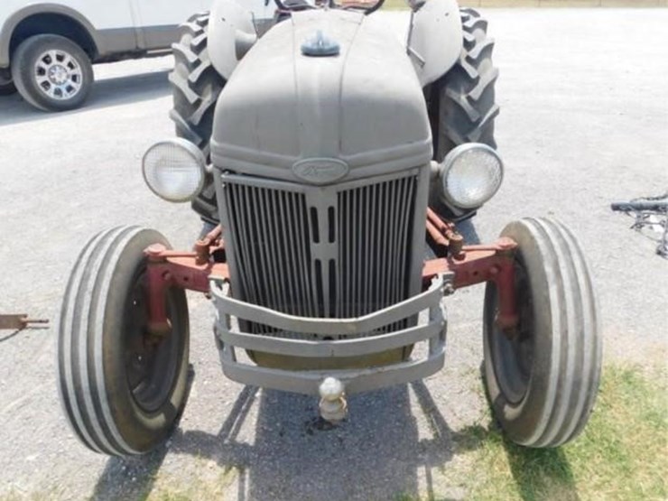 Ford 8n Lot 776 John Deere Tractors Feed Processor Trailers Dodge Fee 7 2 Lippard Auctioneers Auction Resource