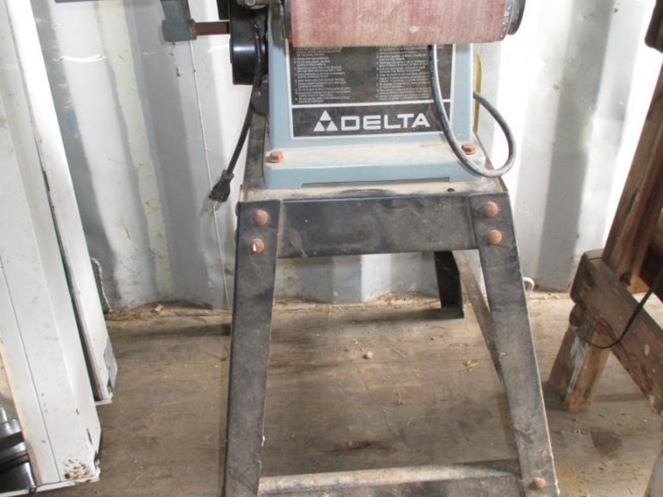 Delta 6'' Belt/9'' Disc Sander Lot 780, 2020 August Ag & Heavy