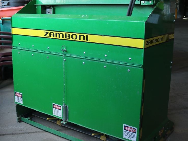 Zamboni 100 Lot EP9662, Online Only Government Auction, 8/18/2020, Purple Wave Auction