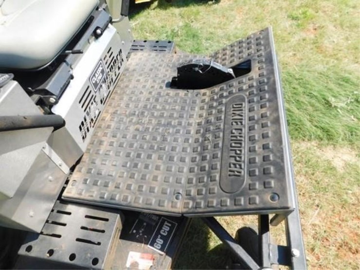 Dixie Chopper CLASSIC 2760 - Lot #781, STANLEY & RITA FORMAN TRUST