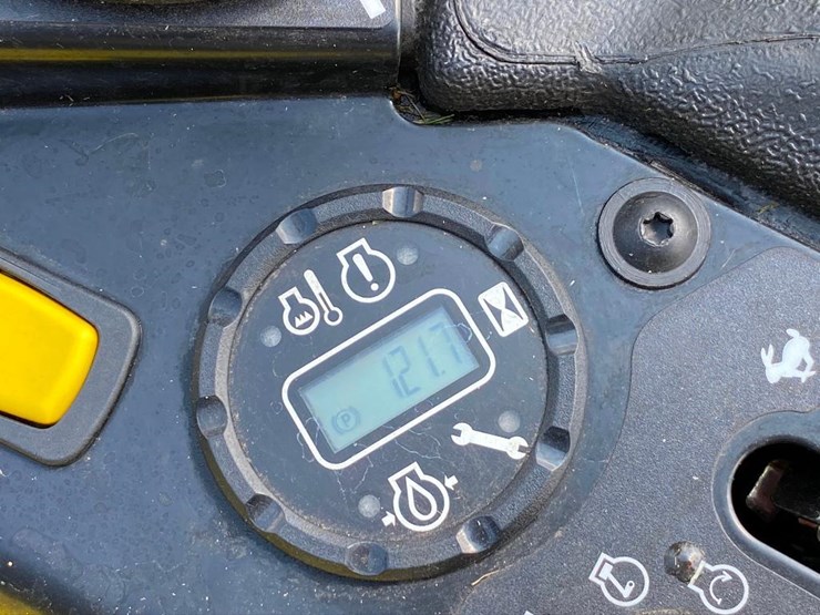 2020 John Deere Z930M Lot 570A, Lawn Care & Snow Plow Company