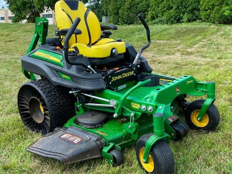2020 John Deere Z930M Lot 570A, Lawn Care & Snow Plow Company