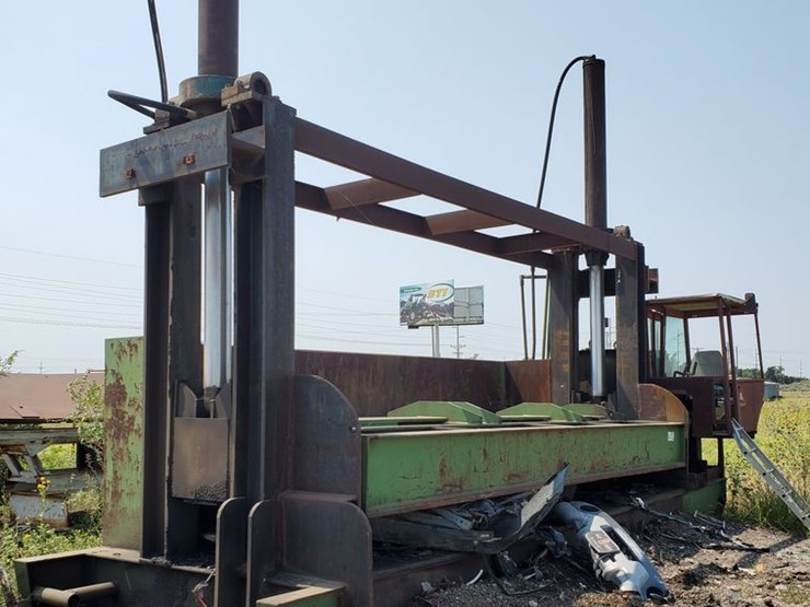 Car crusher Lot DF5679, Online Only Vehicle and Equipment Auction, 9