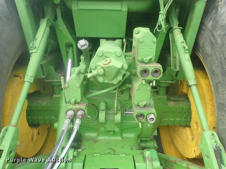 John Deere 4640 Lot DI4734, Online Only Ag Equipment Auction, 10/7/2020, Purple Wave Auction