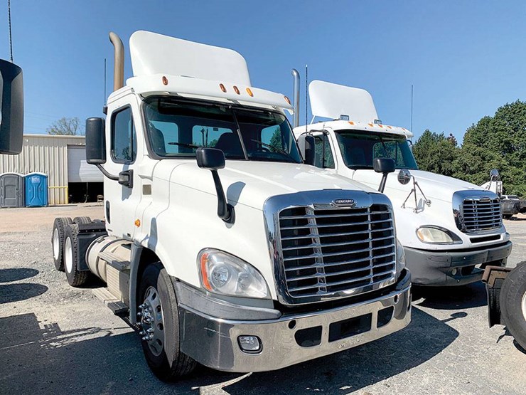 2012 Freightliner CASCADIA Lot , Charlotte, North Carolina Truck & Trailer Auction, 10/15