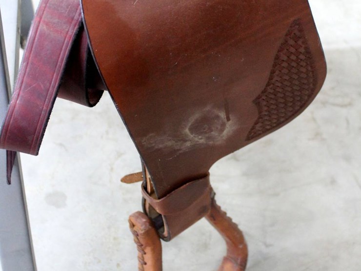 Saddle King Ozark Leather Co. Inc. 16" Brown Leather Saddle Lot 154