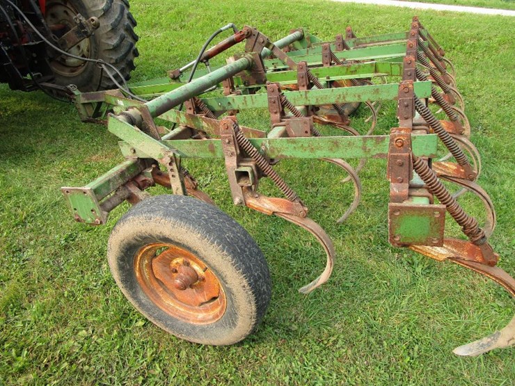 Glencoe Field Cultivator Lot 10, Online Only Equipment Auction, 10