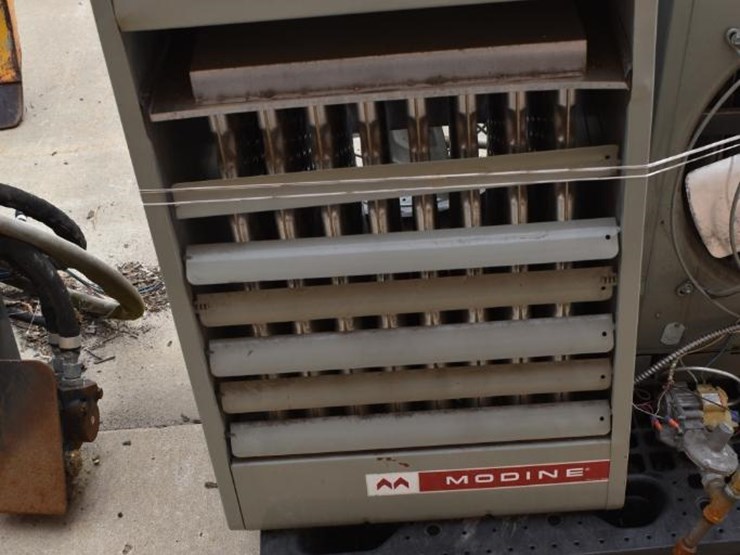 Modine 250,000 BTU Natural Gas Heater Lot 1221, Roger's Auto & Reuse
