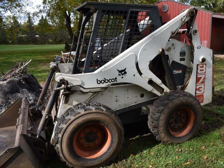 Bobcat 873 Lot 501, Estate Auction Bobcat 873 Skid Steer, Brute 25