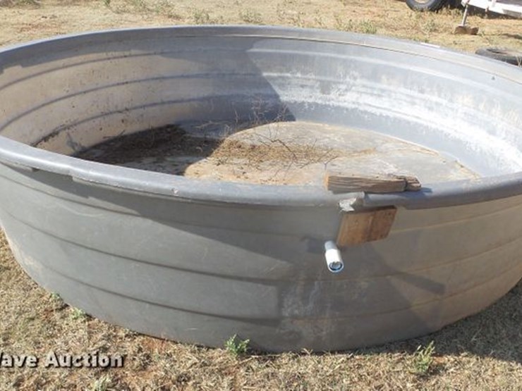 (4) Hastings stock tanks Lot GR9270, Online Only Ag Equipment