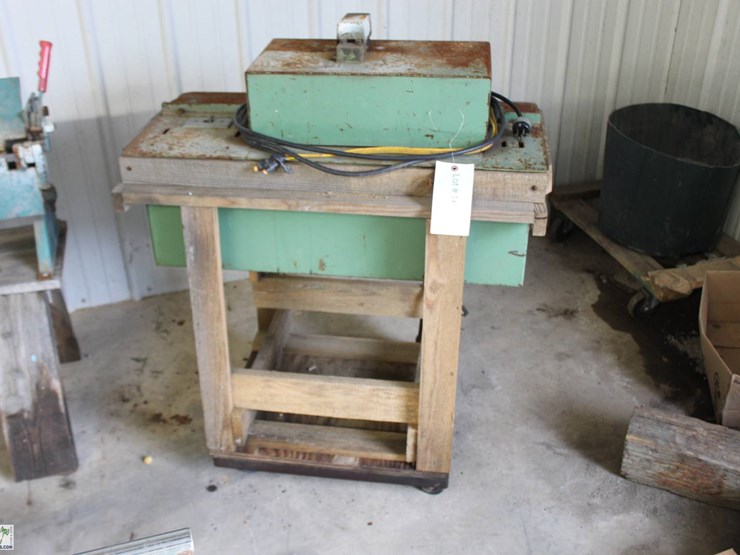 Flagler Model 22 Pittsburgh Slip And Drive Machine Lot 58, ONLINE ABSOLUTE AUCTION VEHICLES
