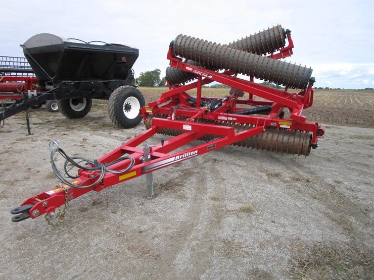 Landoll Brillion X Fold 30' Packer Lot 24, Online Only Equipment