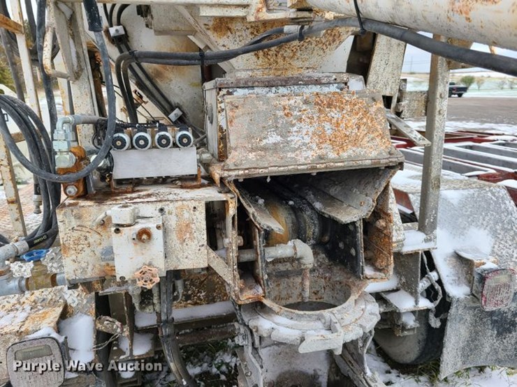 1994 Elkin concrete mixer Lot EL9564, Online Only Construction