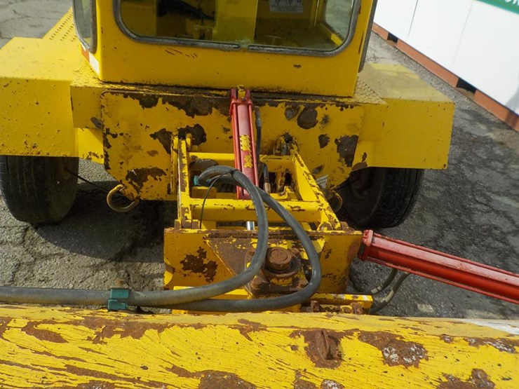 2010 Superior Broom SM80CT Lot , Ohio Equipment Auction, 12/10/2020