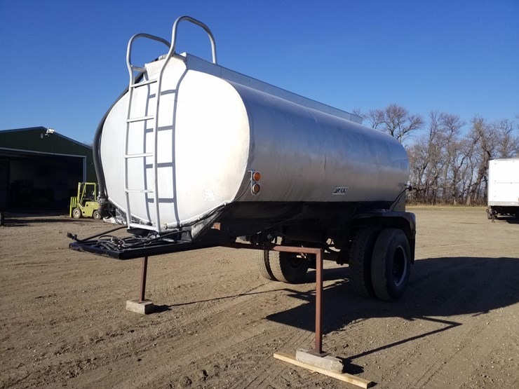 1970 Beall S A Tanker Trailer Lot Gk6621 Dec 16 Auction Agricultural Equipment Construction Equipment Trucks Trailers Livestock 12 16 Bigiron Auctions Auction Resource