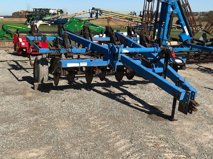 Dmi COULTER CHAMP II Lot , Online Farm Equipment Auction, 12/17/2020