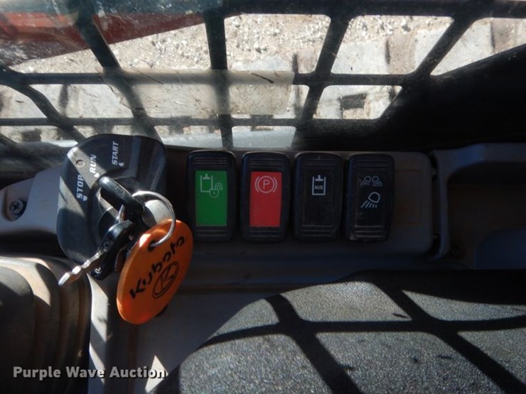 Kubota SVL75-2 - Lot #DJ2115, Online Only Great Plains Kubota Equipment