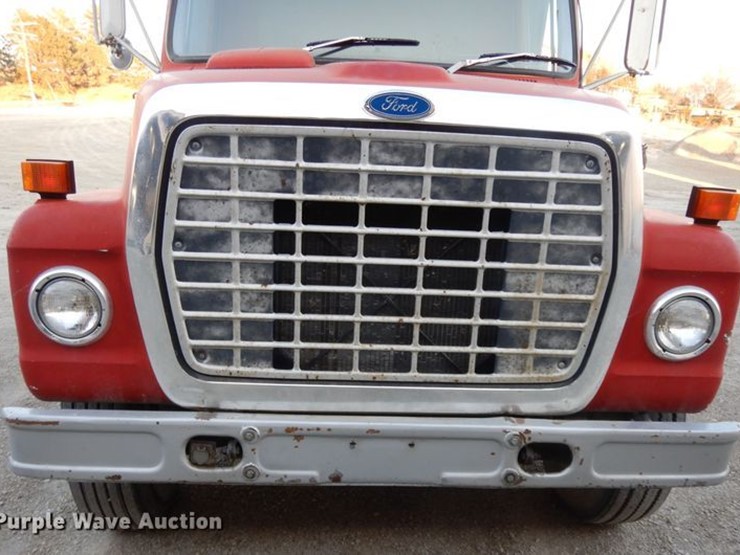 1982 Ford L7000 - Lot #DE2506, Online Only Marlatt Retirement Auction
