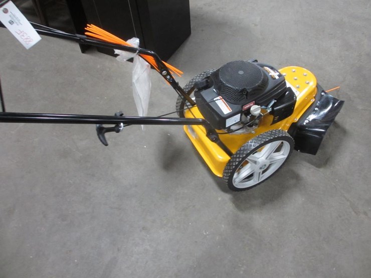 Cub Cadet ST100 Wheeled String Trimmer (CA) Lot 883F, February