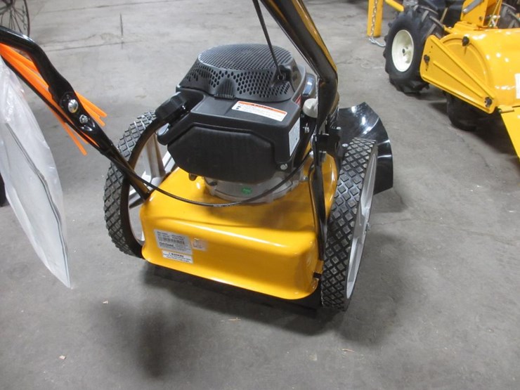 Cub Cadet ST100 Wheeled String Trimmer (CA) Lot 883F, February