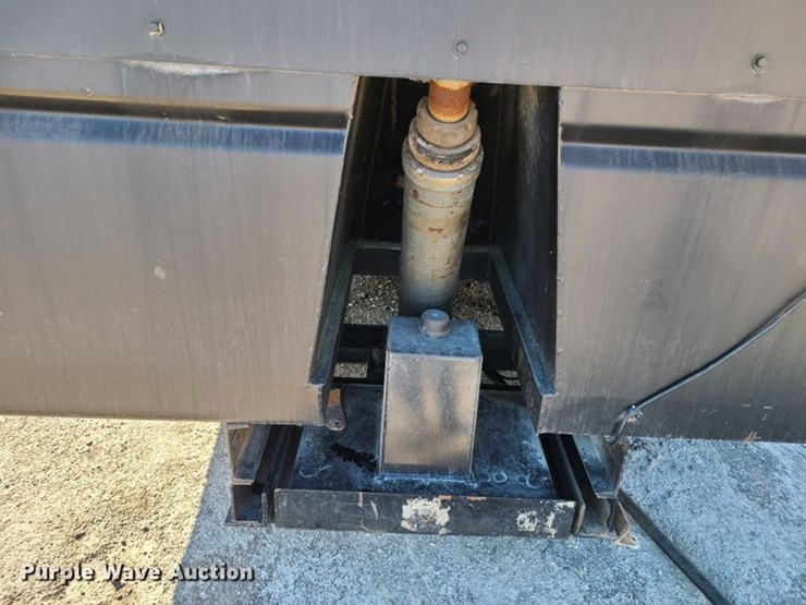 GalionGodwin 400T10 dump bed Lot FW9629, Online Only Vehicle and