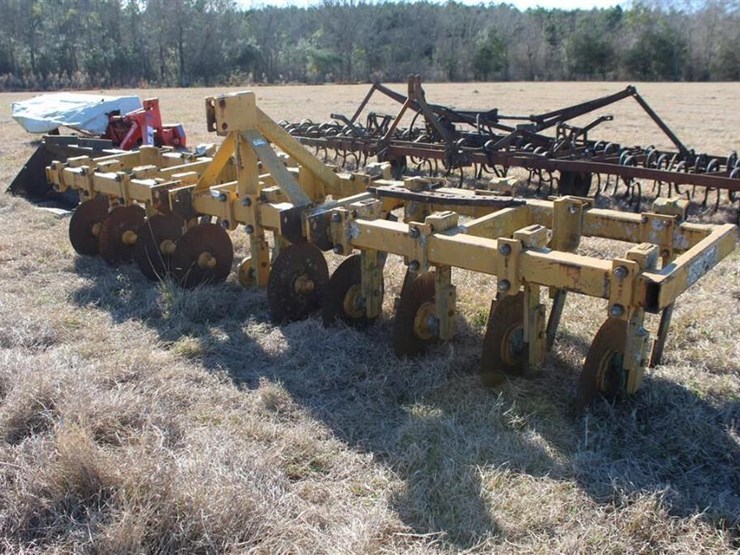 Hay King 12 Ft Renovator Lot 26, Farm Equipment & Farm Land Auction