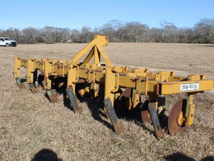 Hay King 12 Ft Renovator Lot 26, Farm Equipment & Farm Land Auction