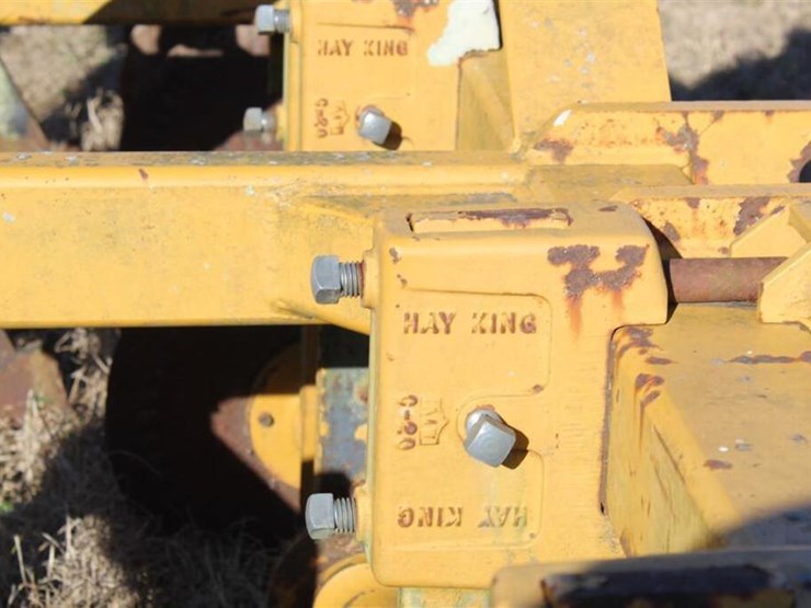 Hay King 12 Ft Renovator Lot 26, Farm Equipment & Farm Land Auction