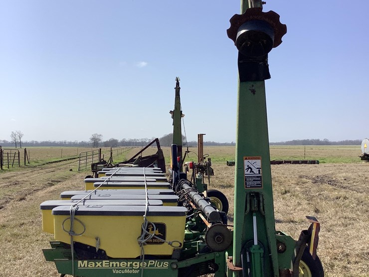 JOHN DEERE 1730 - Lot #GJ6294, Mar 17, 2021 Auction - Agricultural