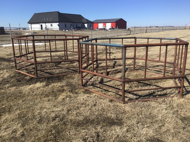 Heavy Duty Round Bale Hay Feeders - Lot #GF8108, Mar 24, 2021 Auction ...