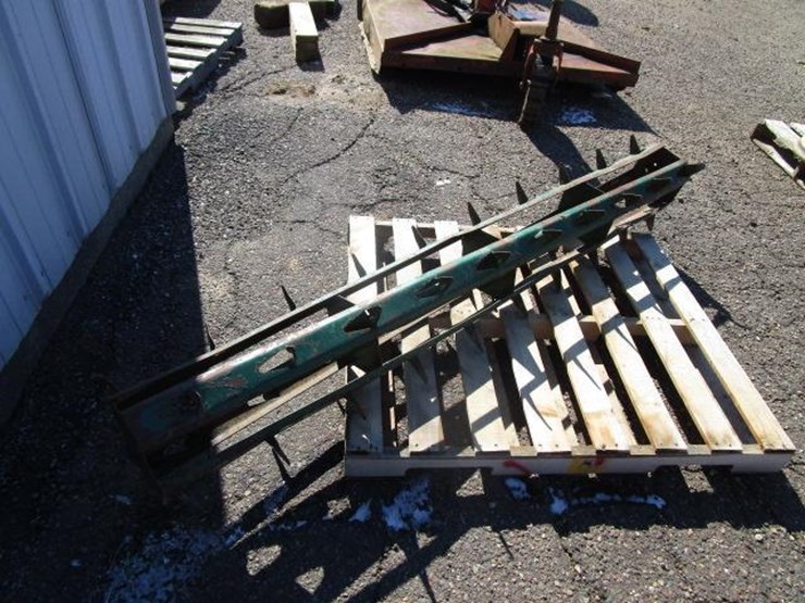 Badger Chopper Box Parts Lot 41, 2021 March Mondovi Consignment