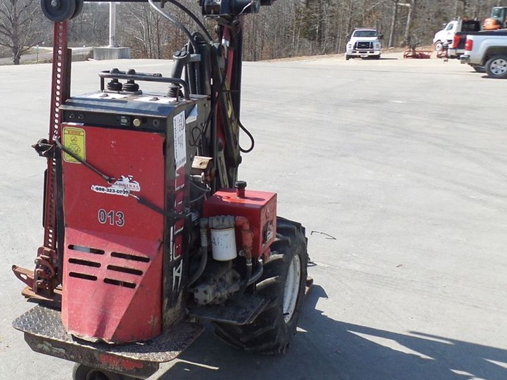 2013 Cardinal Mule 524 - Lot #DL0888, Construction Equipment Auction, 4