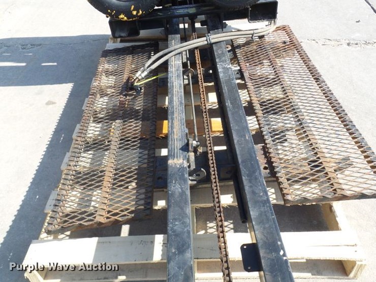 2013 Cardinal Mule 524 - Lot #DL0888, Construction Equipment Auction, 4