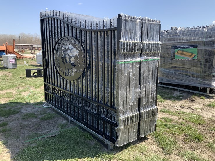 2020 Greatbear 20' Biparting Wrought Iron Gate Lot GF7791