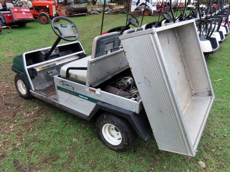 2000 CLUB CAR TURF 1 Lot 28, NO RESERVE ONLINE ONLY GOLF COURSE