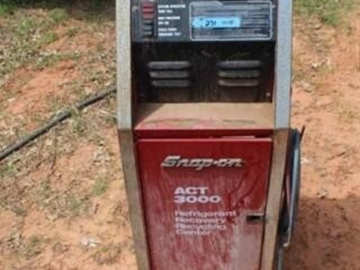 SnapOn ACT 3000 Refridgerant Recovery Lot 271, Ledford Auction , 5