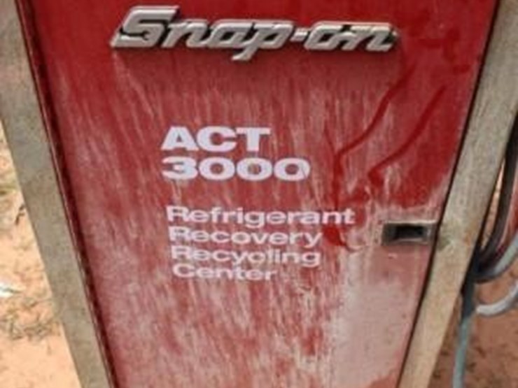 SnapOn ACT 3000 Refridgerant Recovery Lot 271, Ledford Auction , 5