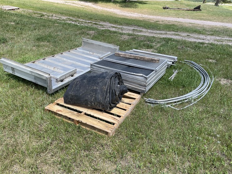 Headache Rack And Conestoga Kit Lot GU4267, Farm Equipment, Construction Equipment, Trucks