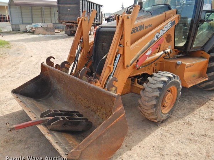 2005 CASE 580M - Lot #DK2236, Construction Equipment Auction, 7/15/2021