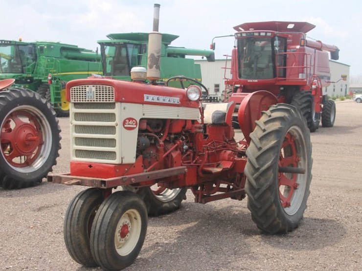 INTERNATIONAL 340 Lot 159, Pifer's Sioux Falls Equipment Auction, 8