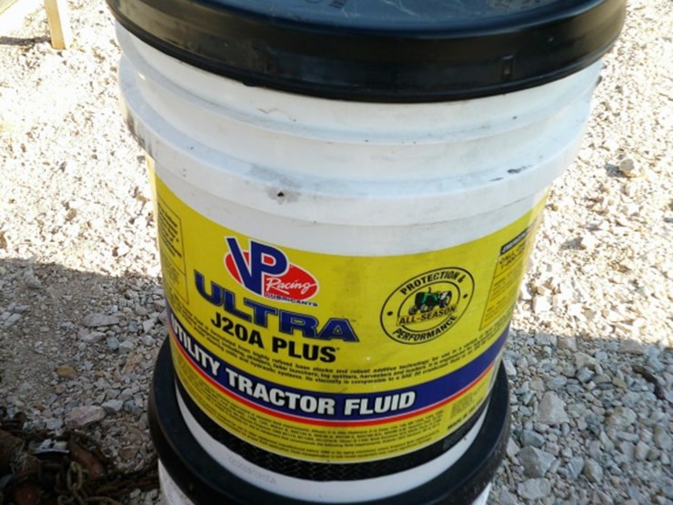 5GAL BUCKET J20A HYD OIL Lot 137, Farm, Ranch, Heavy Equipment