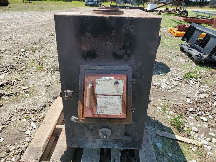 Johnson Energy Systems J9900 Coal/Wood Combination Furnace Lot 