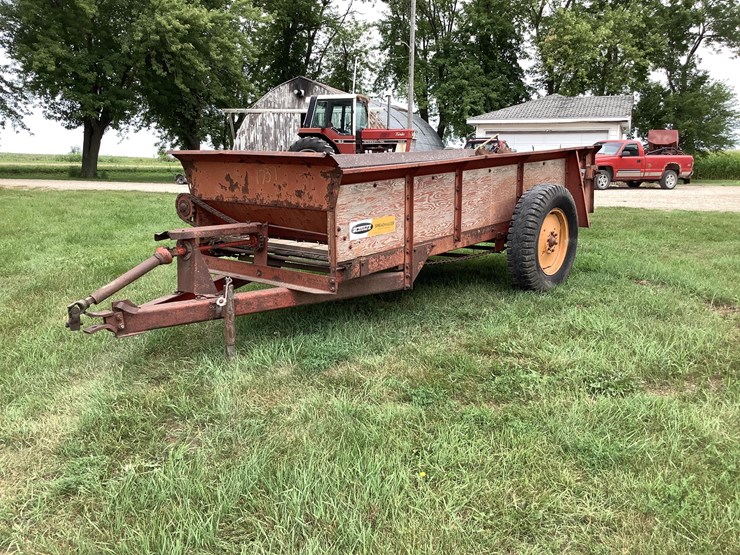 Schultz 253 Spreadmaster Manure Spreader Lot GB3949, Farm Equipment