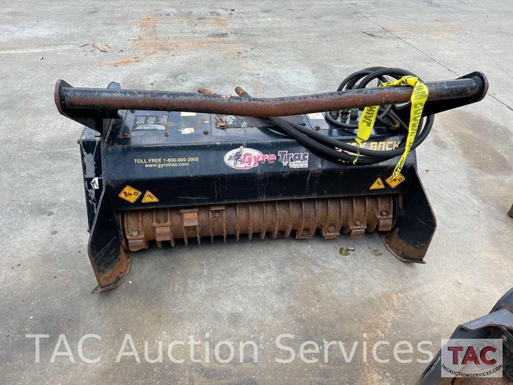 Gyro Trac TomaAx Skid Steer Mulching Attachment Lot 977, HEAVY