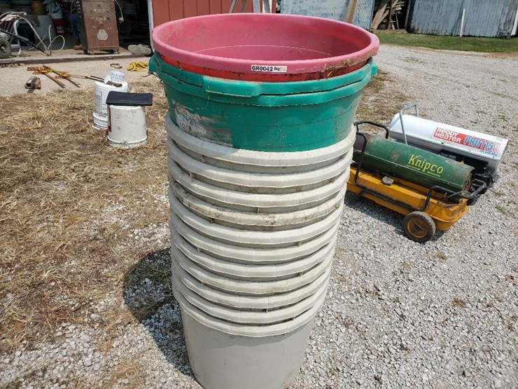 Mineral Tubs Lot GR0042, Farm Equipment, Construction Equipment