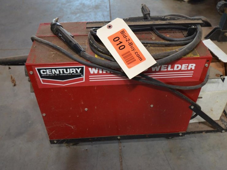 10 • Century 90 AMP Wire Feed Mig Welder Lot 10, Enclosed Trailer