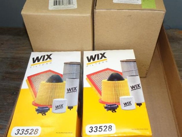90 • (2) Wix 33812 & (2) Wix 33528 Fuel Filters Lot 90, Sherburne